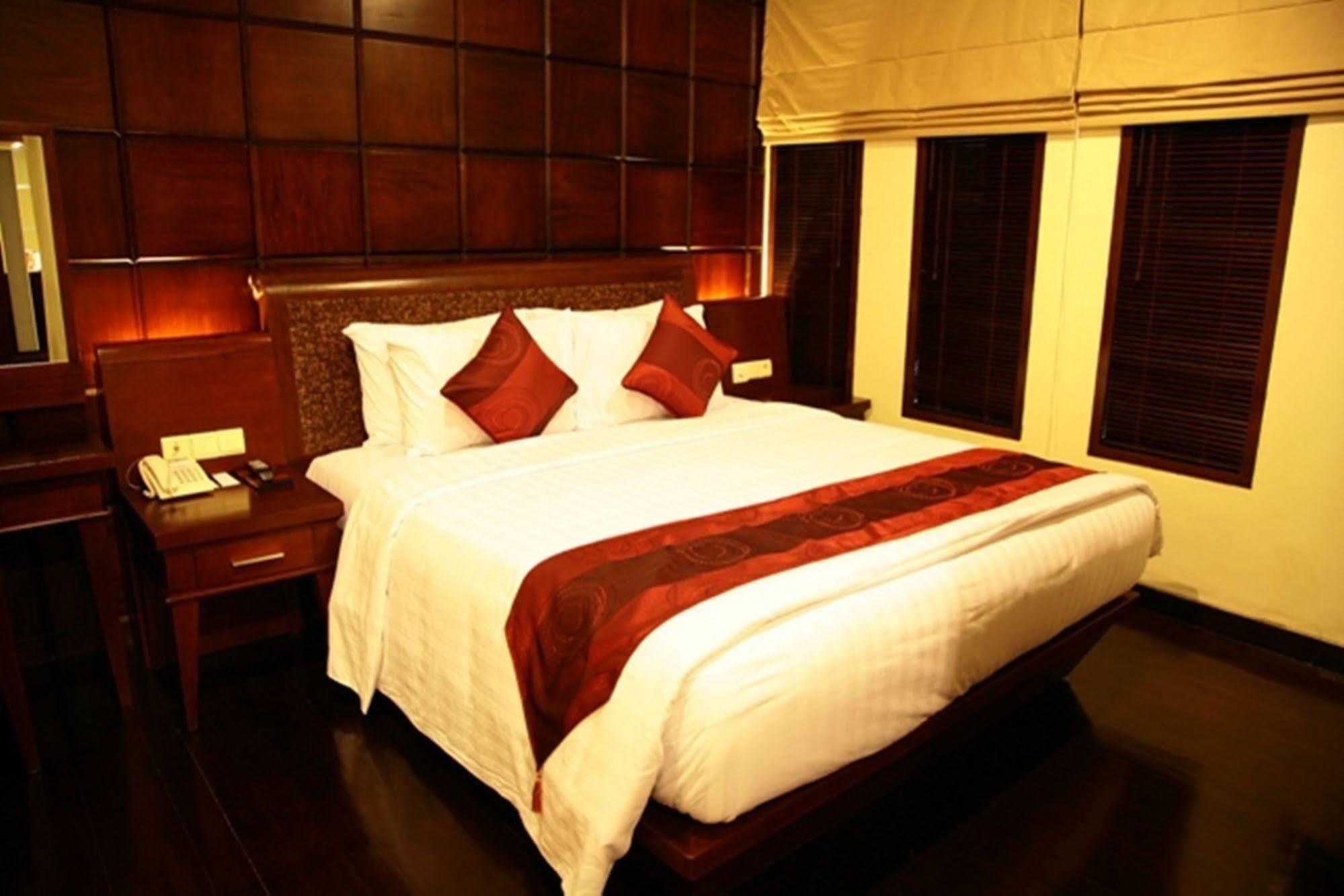 Capital O 2114 Grand Jimbaran Boutique Hotel Eksteriør bilde