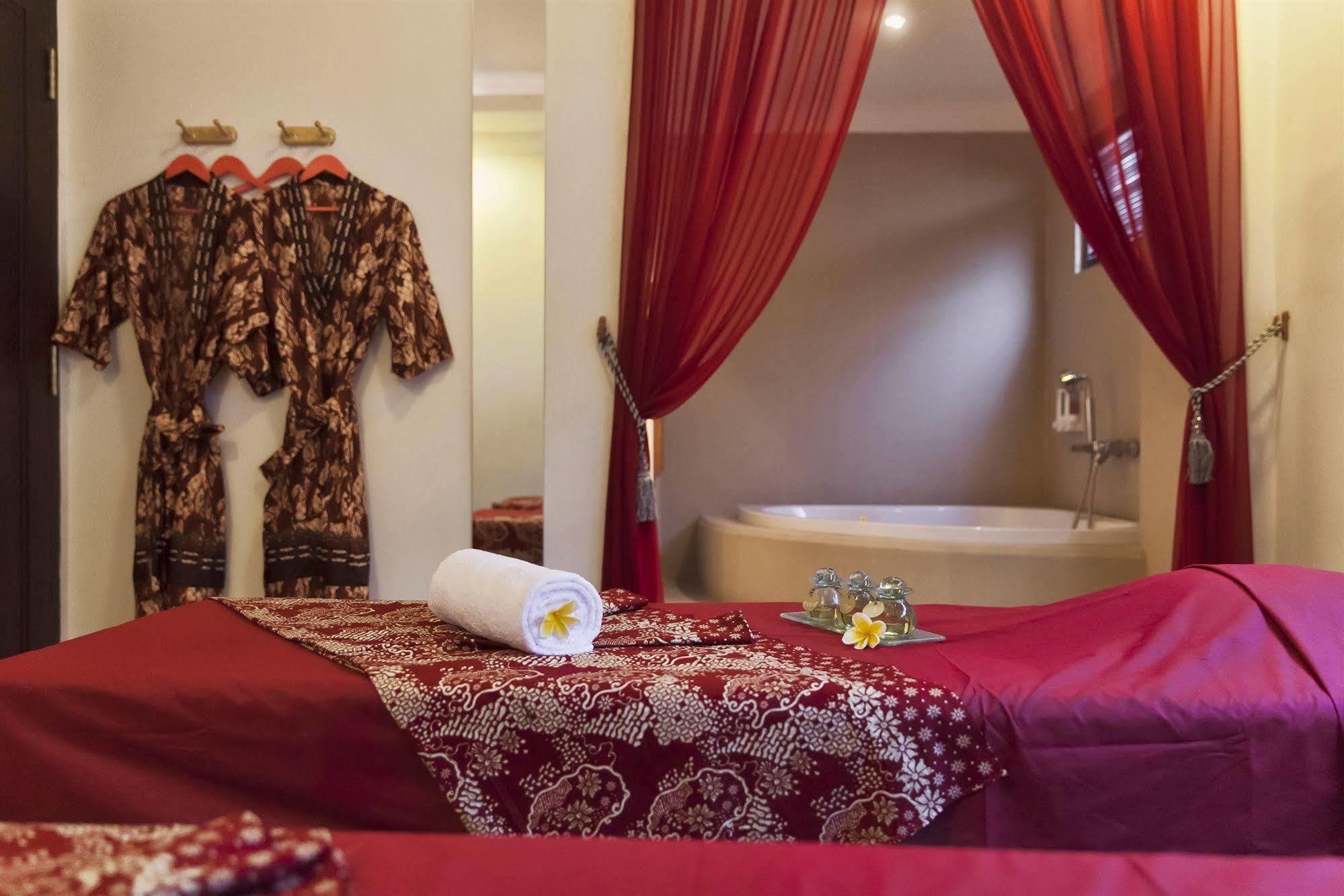 Capital O 2114 Grand Jimbaran Boutique Hotel Eksteriør bilde